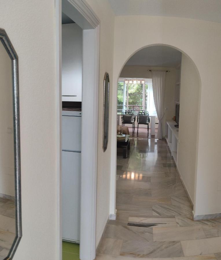 Gamonal 25 Apartment เบนัลมาเดนา ภายนอก รูปภาพ
