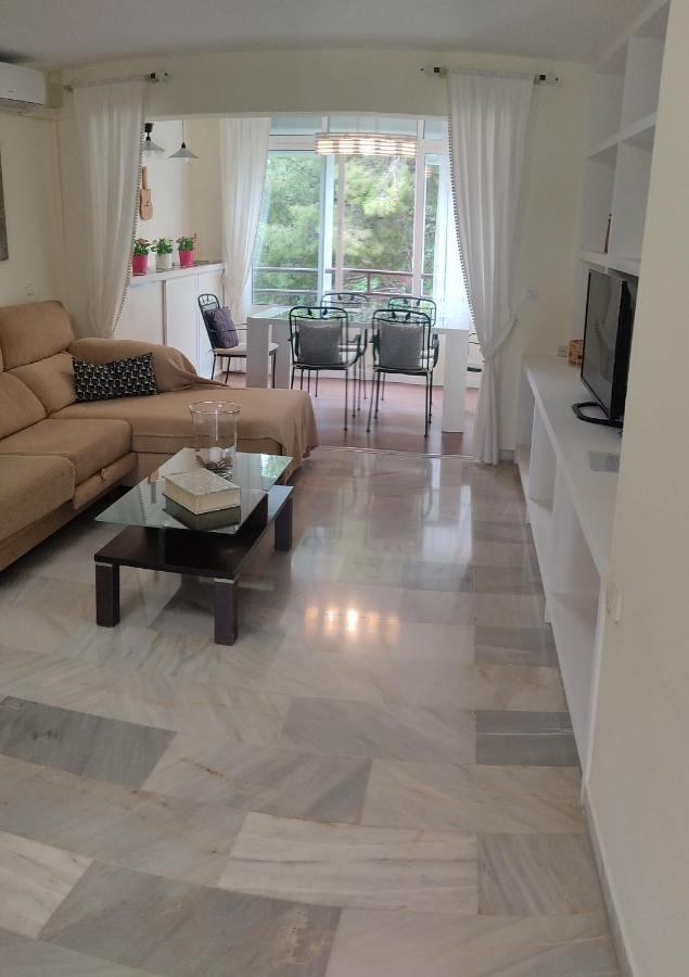 Gamonal 25 Apartment เบนัลมาเดนา ภายนอก รูปภาพ