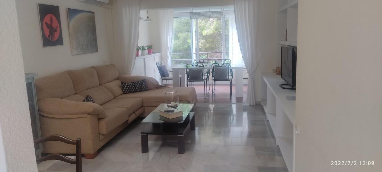 Gamonal 25 Apartment เบนัลมาเดนา ภายนอก รูปภาพ