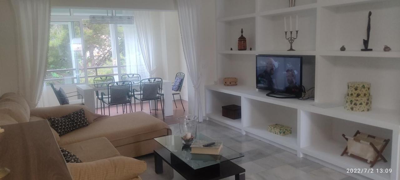 Gamonal 25 Apartment เบนัลมาเดนา ภายนอก รูปภาพ