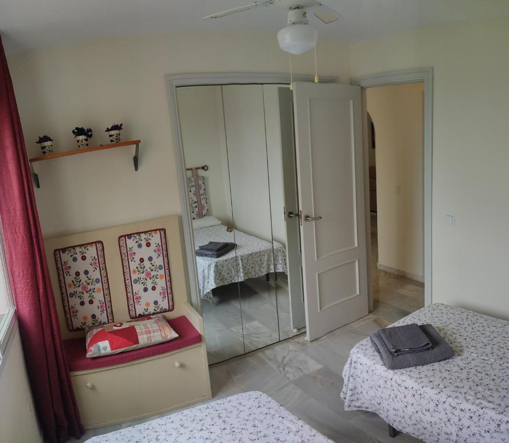 Gamonal 25 Apartment เบนัลมาเดนา ภายนอก รูปภาพ
