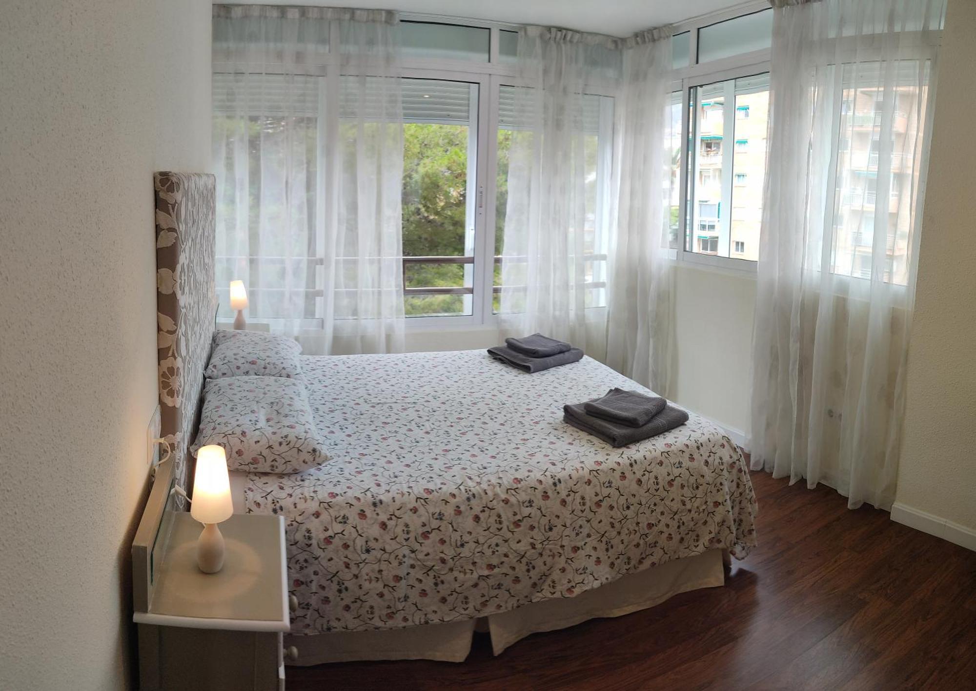 Gamonal 25 Apartment เบนัลมาเดนา ภายนอก รูปภาพ